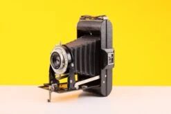 Folding Brownie Six-20 Folding 120 Medium Format Film Camera