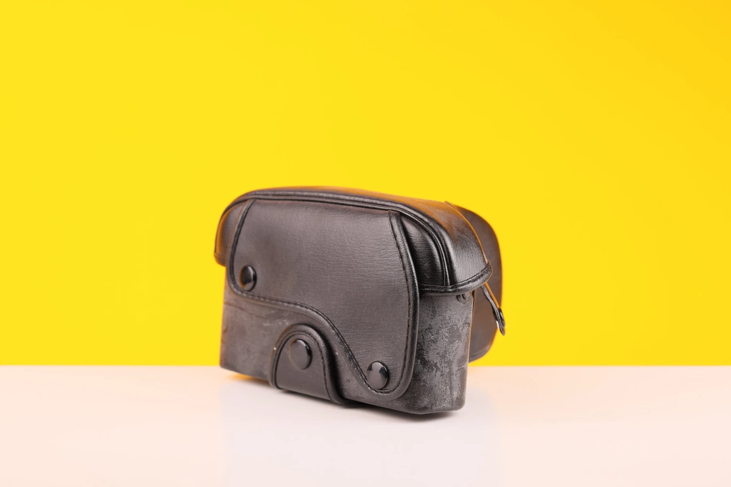 Minolta SLR Black Leather Camera Case 2 Minolta SLR Black Leather Camera Case - Image 2