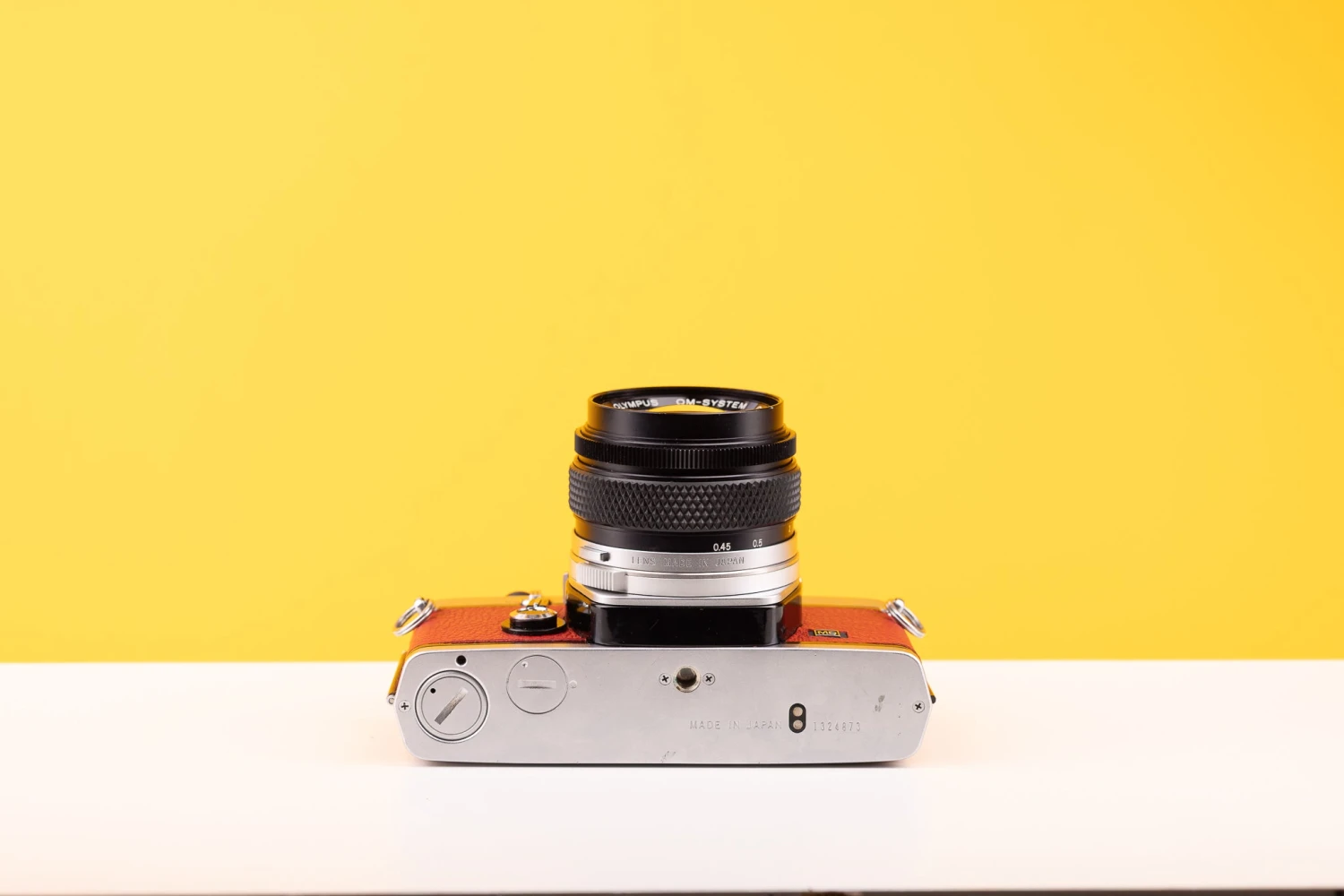 Olympus OM-1 35mm SLR Film Camera With Olympus OM-System G.Zuiko Auto-S 50mm F1.4 Lens In Red 5 Olympus OM-1 35mm SLR Film Camera With Olympus OM-System G.Zuiko Auto-S 50mm F1.4 Lens In Red - Image 5