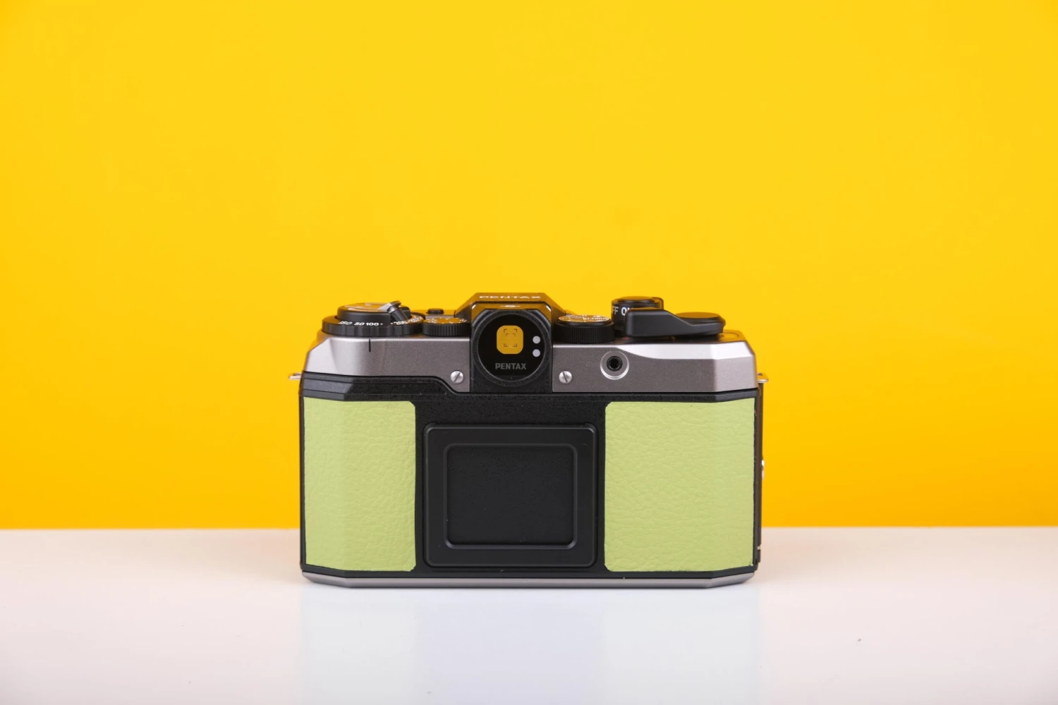 Pentax 17 35mm Half Frame Film Camera Lime Skin + FREE Expired Film Roll + 1 VCH T-shirt 5 Pentax 17 35mm Half Frame Film Camera Lime Skin + FREE Expired Film Roll + 1 VCH T-shirt - Image 5