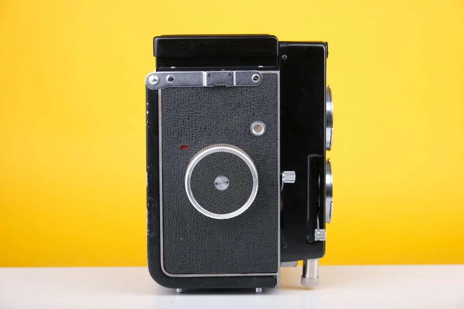 Ricoh Auto 66 Medium Format TLR Camera 2 Ricoh Auto 66 Medium Format TLR Camera - Image 2
