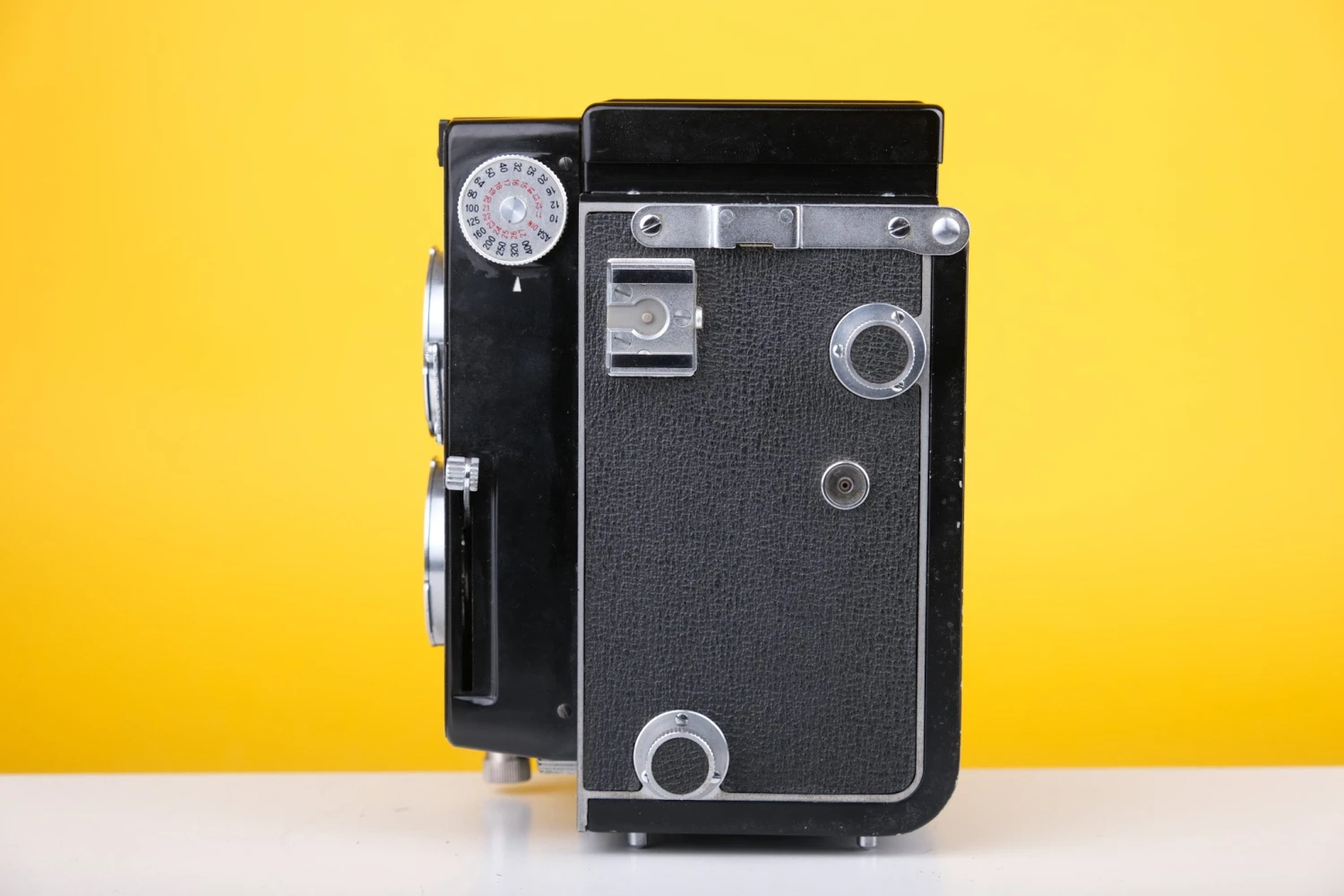 Ricoh Auto 66 Medium Format TLR Camera 3 Ricoh Auto 66 Medium Format TLR Camera - Image 3