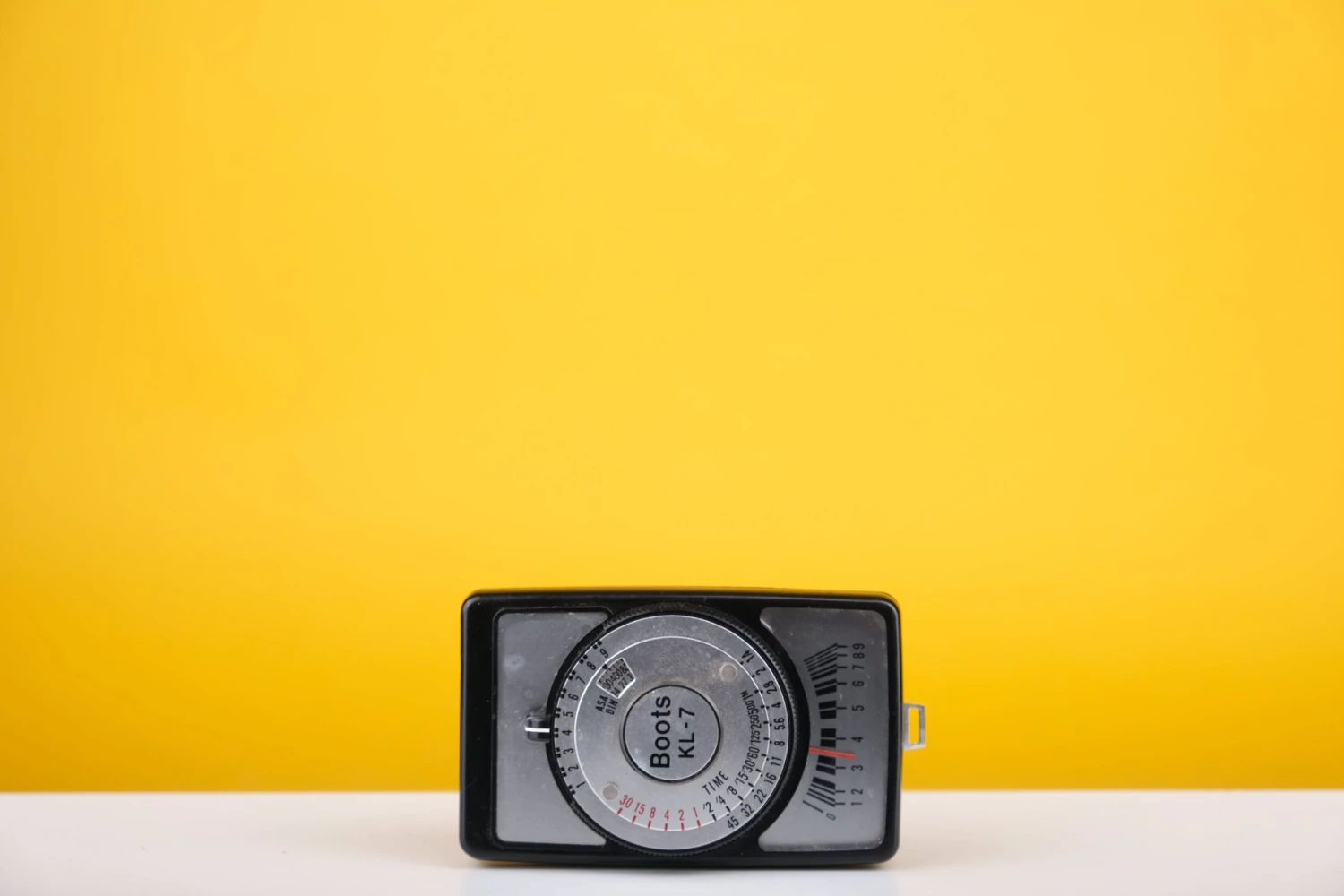 Boots KL-7 Light Meter 1 Boots KL-7 Light Meter