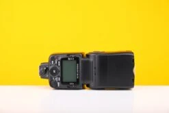 Nikon Speedlight SB-700 Flash Boxed 9 Nikon Speedlight SB-700 Flash Boxed -Photo Camera Gear Store DSCF4208