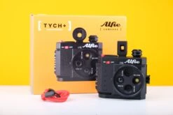 ALFIE TYCH + Premium 35mm Half-Frame Film Camera