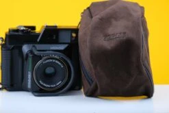 Fuji GS645 S 120 Medium Format Film Camera Boxed -Photo Camera Gear Store DSCF4234