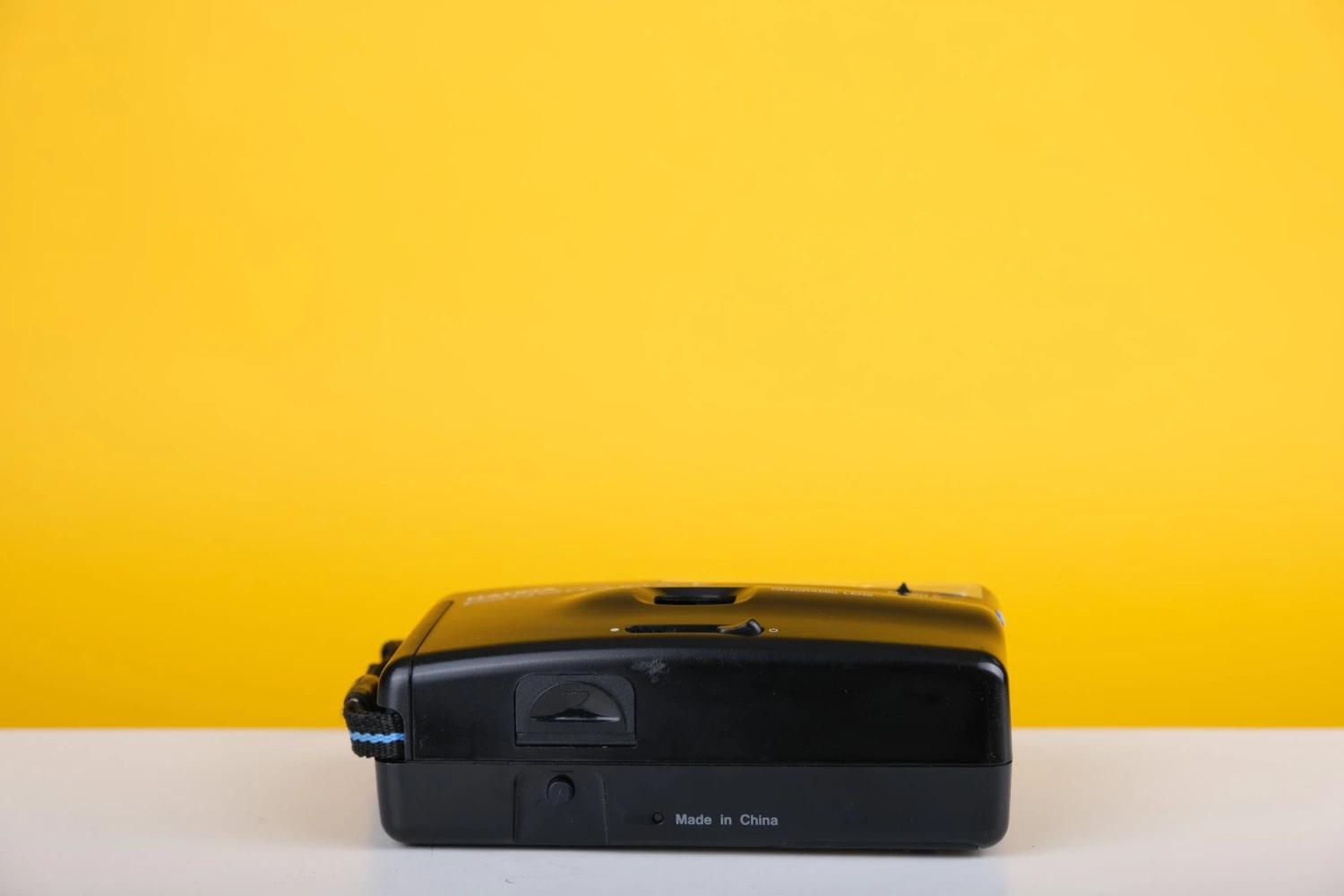 Halina Panorama-F 35mm Point And Shoot Film 5 Halina Panorama-F 35mm Point And Shoot Film - Image 5