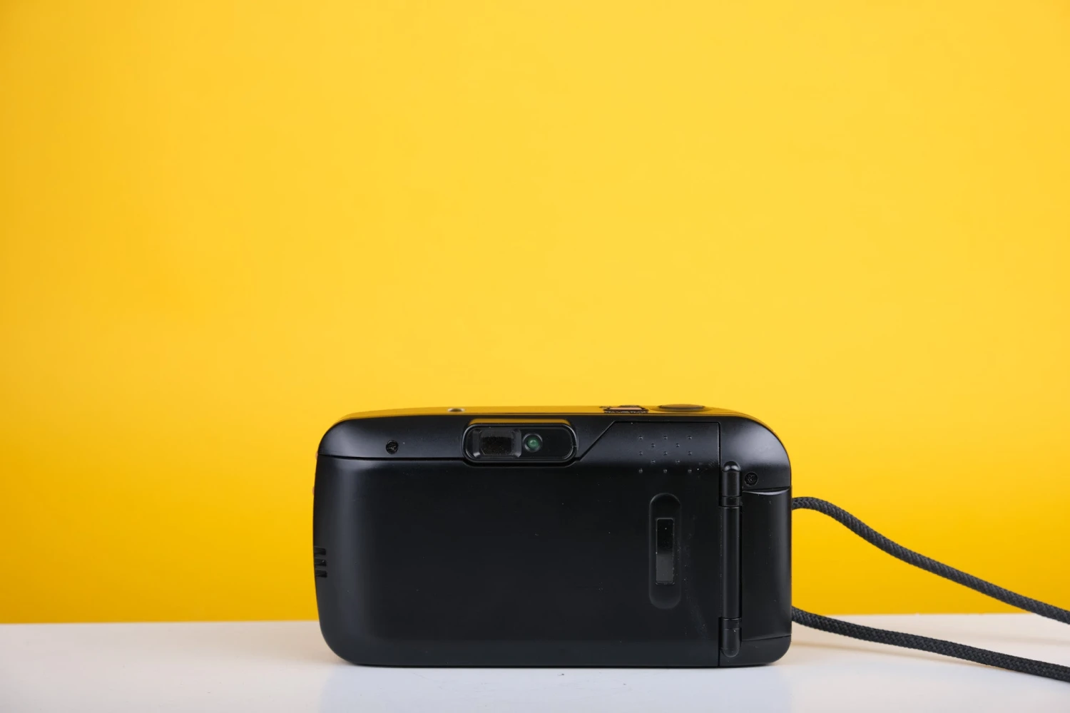 Canon Prima Mini 35mm Point And Shoot Film Camera 4 Canon Prima Mini 35mm Point And Shoot Film Camera - Image 4