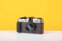 Pentax 17 35mm Half Frame Film Camera Red Skin + FREE Expired Film Roll + 1 VCH T-shirt -Photo Camera Gear Store DSCF9972