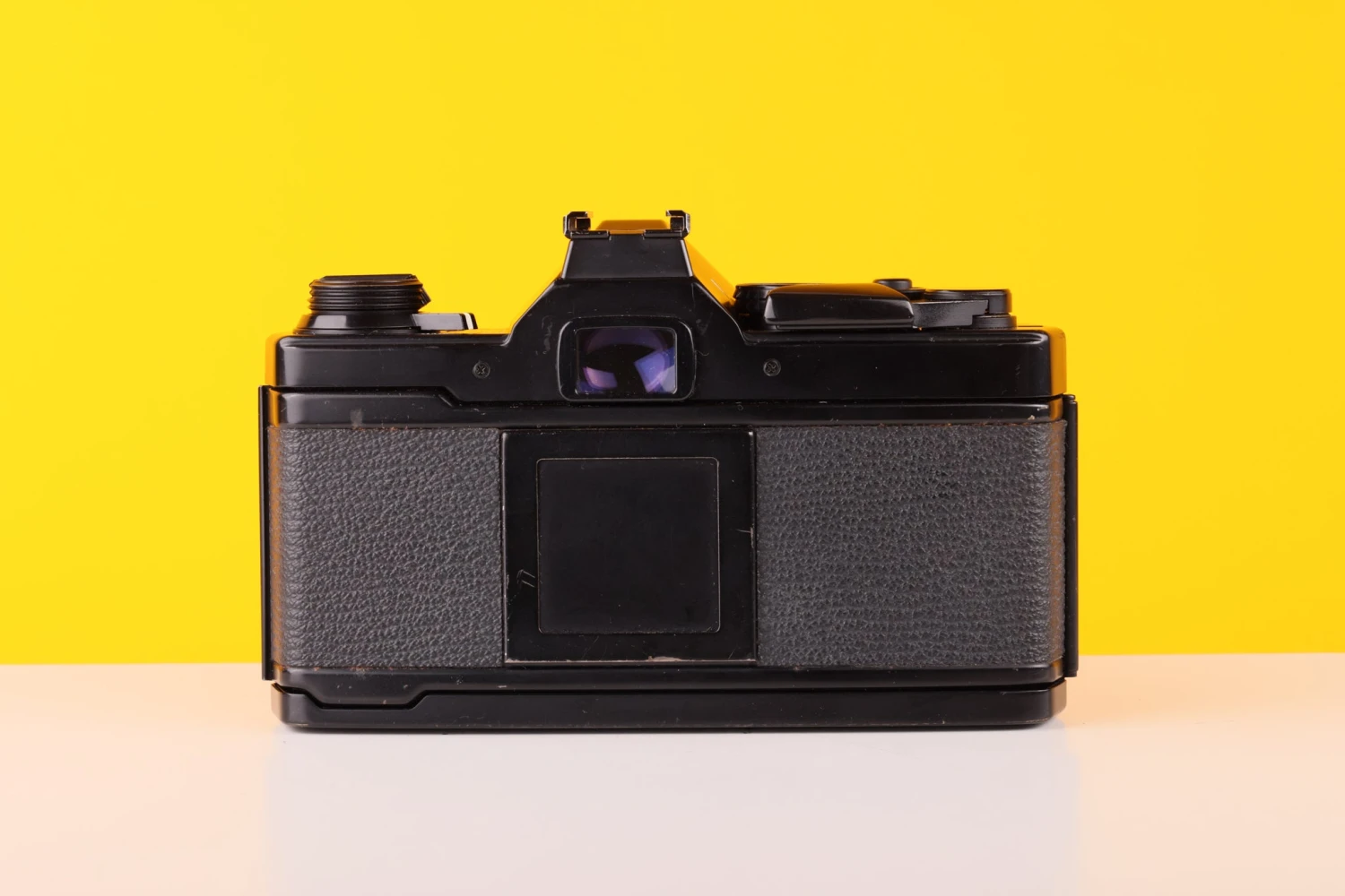 Olympus OM-2 Spot/Program 35mm Film Camera With Olympus 28mm F3.5 Prime Lens - Image 3