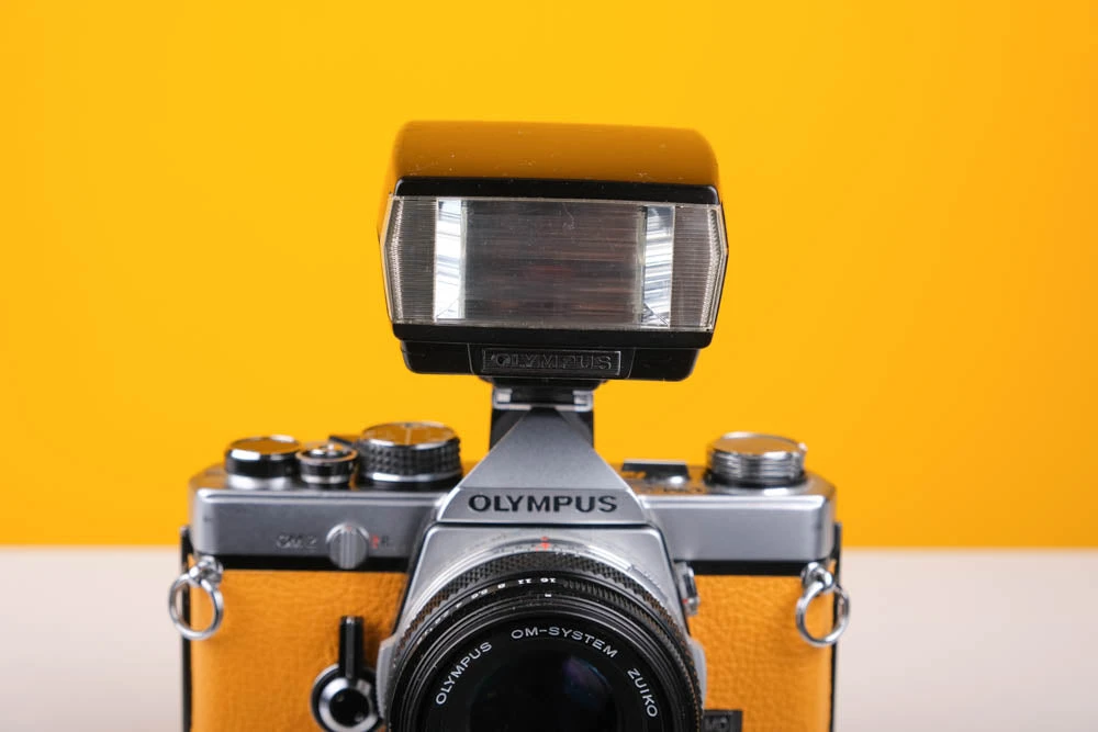 Olympus T20 Flash For Olympus Film Camera 2 Olympus T20 Flash For Olympus Film Camera - Image 2