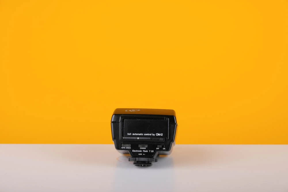 Olympus T20 Flash For Olympus Film Camera 4 Olympus T20 Flash For Olympus Film Camera - Image 4