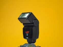 Centon FG20 Flash -Photo Camera Gear Store P4280175