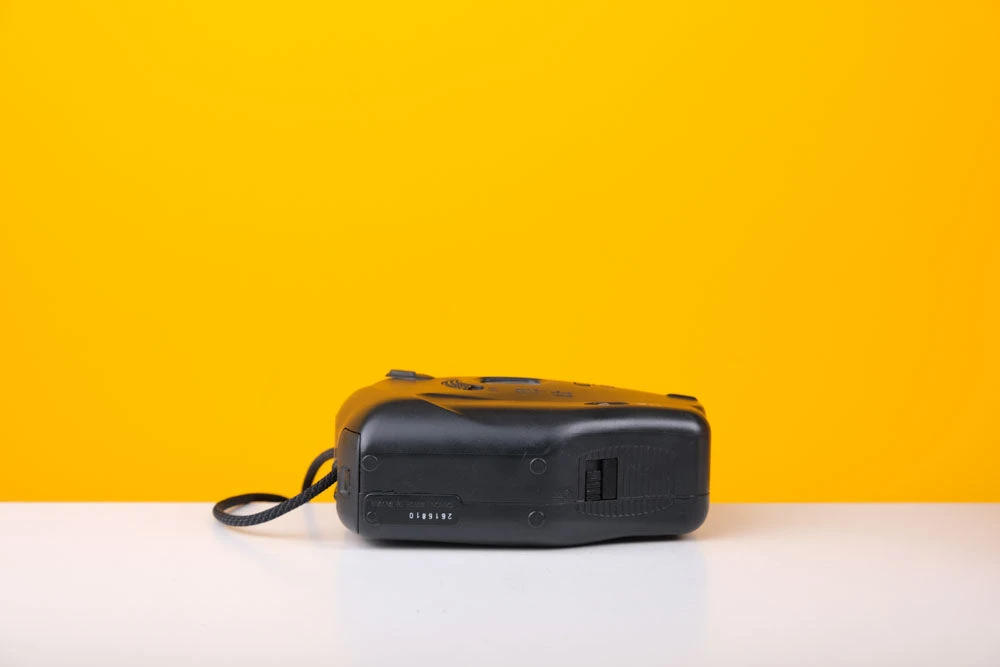 Canon Sketchbook 35mm Point And Shoot Film Camera 5 Canon Sketchbook 35mm Point And Shoot Film Camera - Image 5