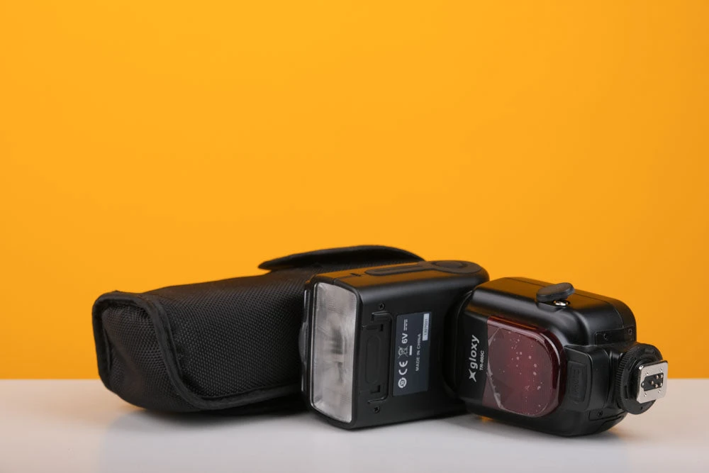 Gloxy Flash With Case 1 Gloxy Flash With Case