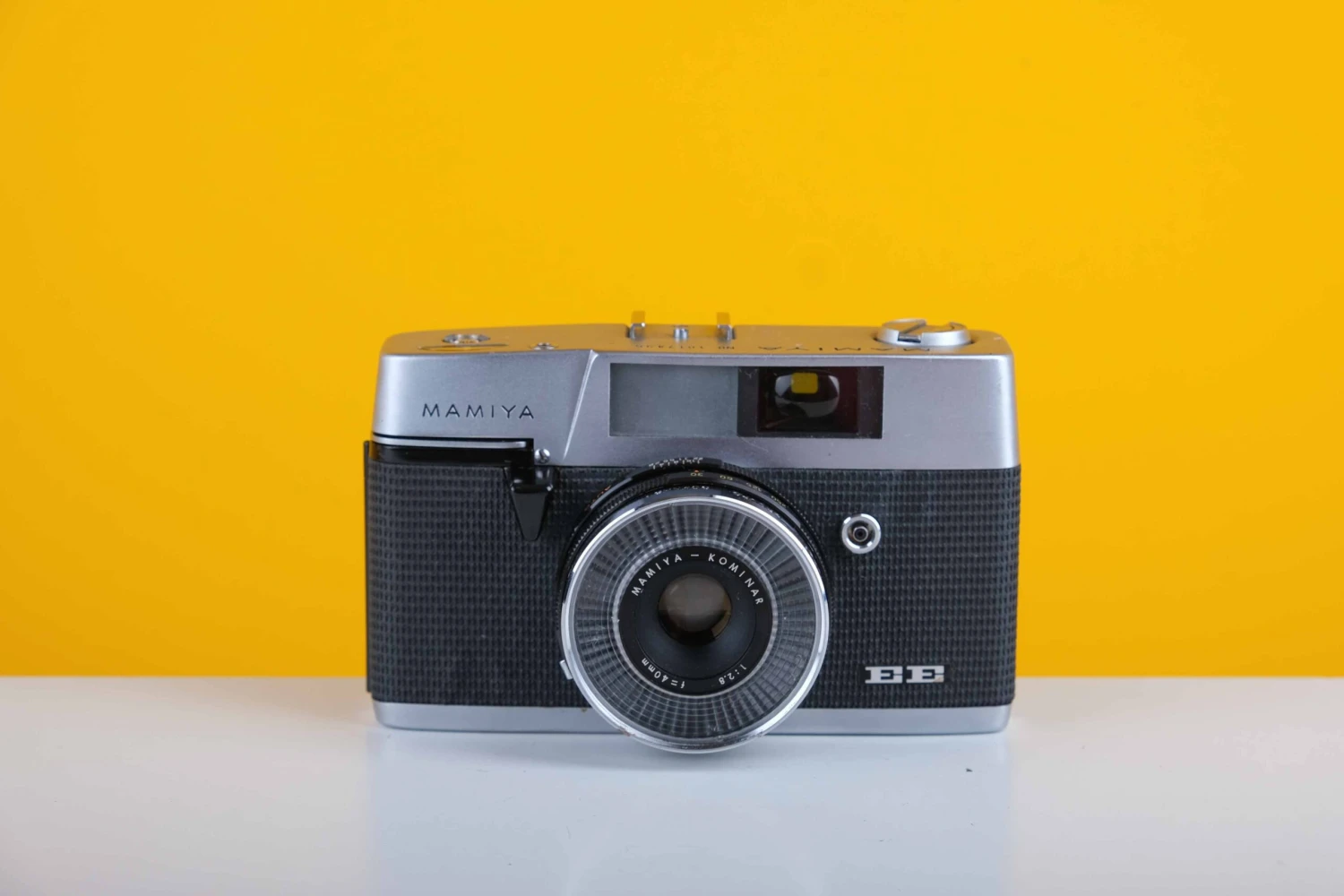 Mamiya EE 35mm Viewfinder Film Camera 2 Mamiya EE 35mm Viewfinder Film Camera - Image 2