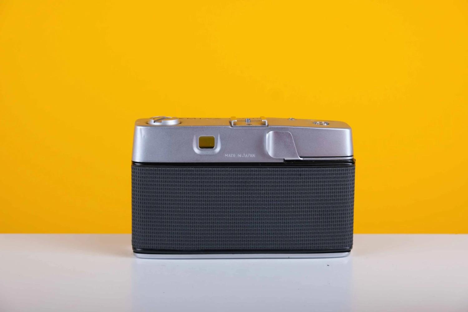 Mamiya EE 35mm Viewfinder Film Camera 4 Mamiya EE 35mm Viewfinder Film Camera - Image 4