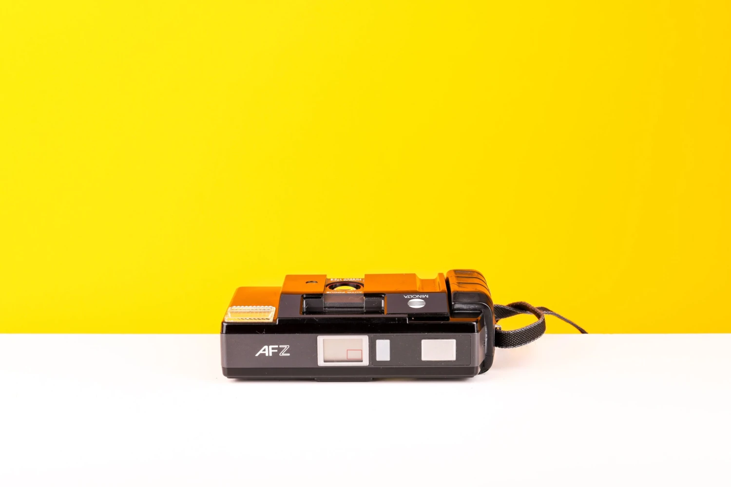 Minolta AFZ 35mm Point And Shoot Film Camera 3 Minolta AFZ 35mm Point And Shoot Film Camera - Image 3