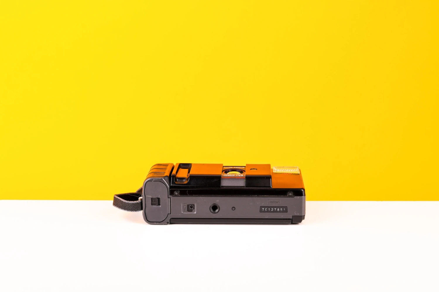 Minolta AFZ 35mm Point And Shoot Film Camera 5 Minolta AFZ 35mm Point And Shoot Film Camera - Image 5