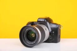 Minolta Dynax 303si With Minolta AF Zoom 28-100mm F3.5 - 5.6 D Lens