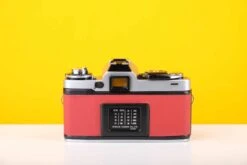 Minotla XD 35mm SLR Film Camera With Auto Tamron 35mm F2.8 Lens In Red 8 Minotla XD 35mm SLR Film Camera With Auto Tamron 35mm F2.8 Lens In Red -Photo Camera Gear Store minoltaxd 4