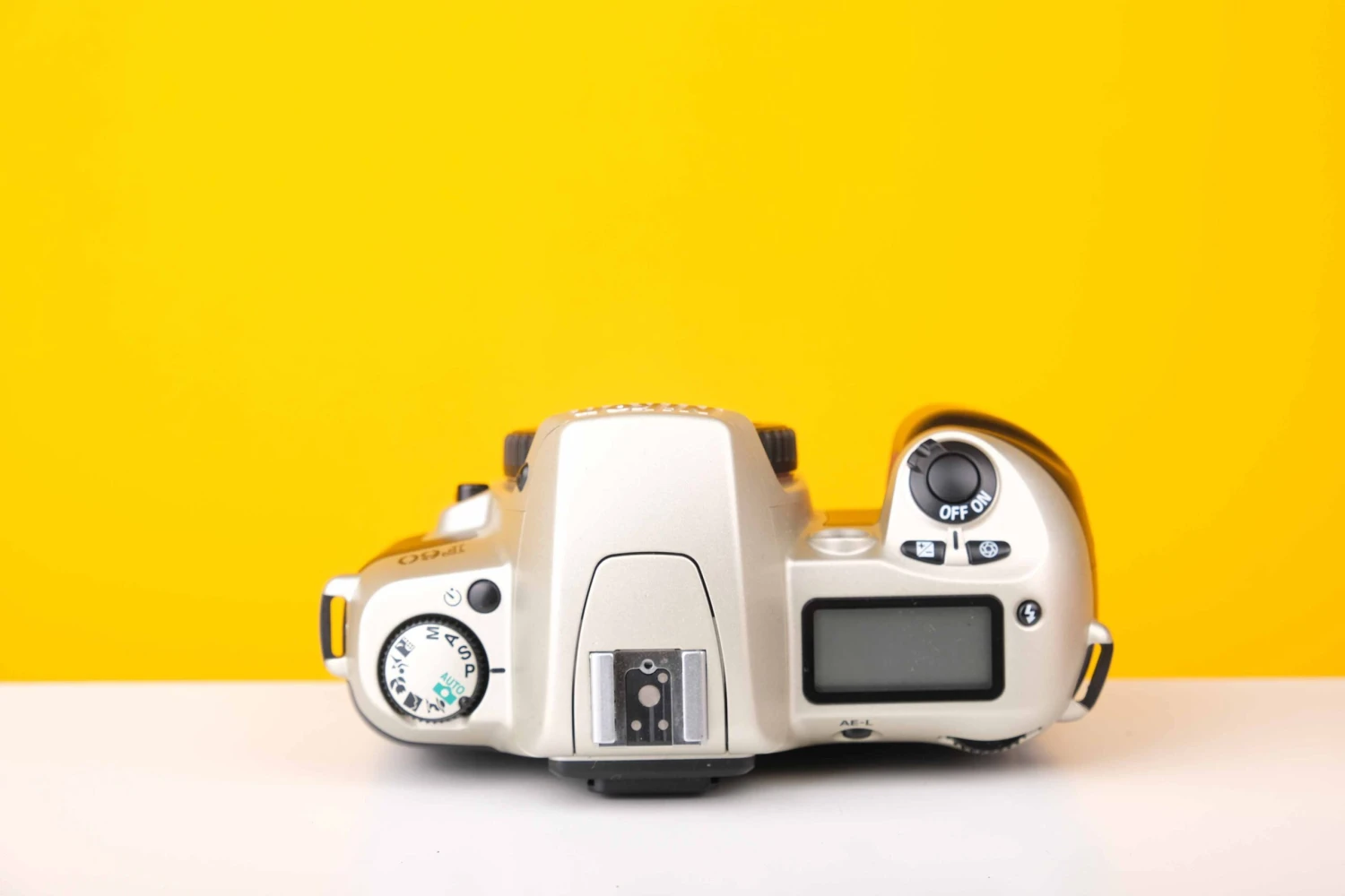 Nikon F60 35mm SLR Film Camera Body Silver 2 Nikon F60 35mm SLR Film Camera Body Silver - Image 2