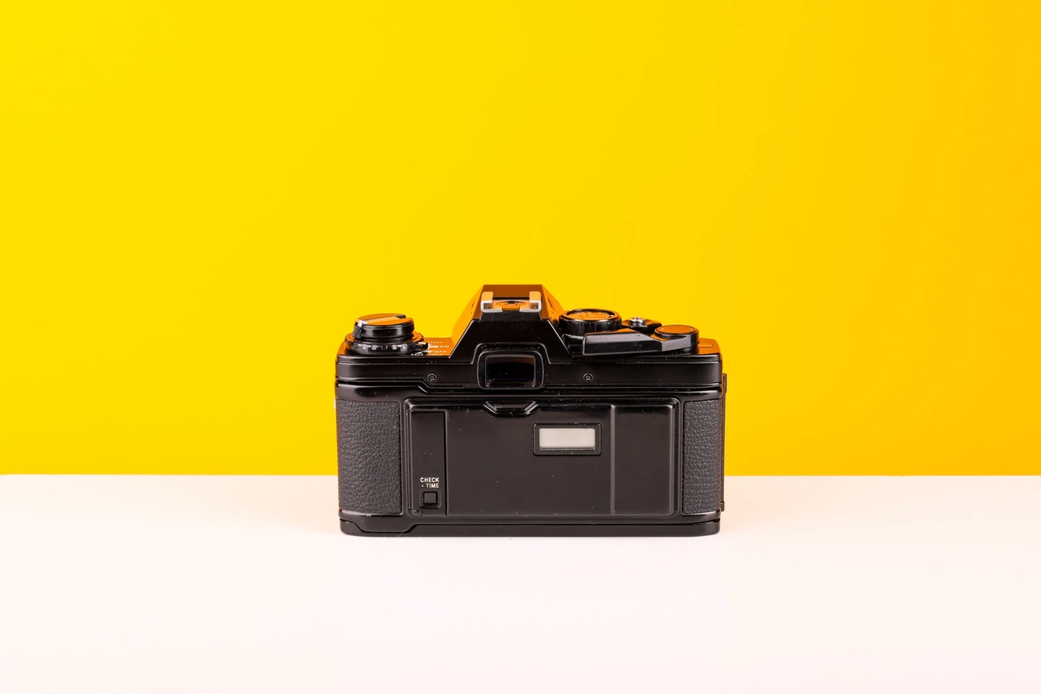 Olympus OM10 Black 35mm SLR Film Camera With Tamron 28mm F2.5 Lens 4 Olympus OM10 Black 35mm SLR Film Camera With Tamron 28mm F2.5 Lens - Image 4