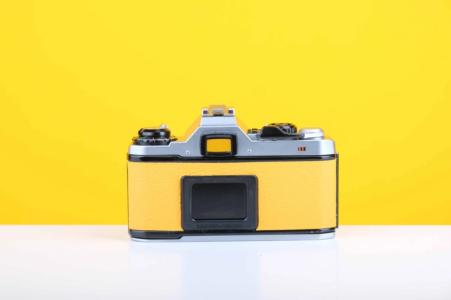 Pentax ME Super 35mm SLR Film Camera With SMC Pentax-M 50mm F1.7 Lens In Yellow 4 Pentax ME Super 35mm SLR Film Camera With SMC Pentax-M 50mm F1.7 Lens In Yellow - Image 4