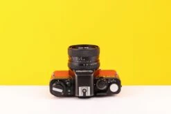 Rolleiflex SL35 E 35mm Film Camera With Rollei Planar 50mm F1.8 Lens In Red -Photo Camera Gear Store rolleiflexsl35e 4 555bc1df 382d 4454 a705 242c67112bb3