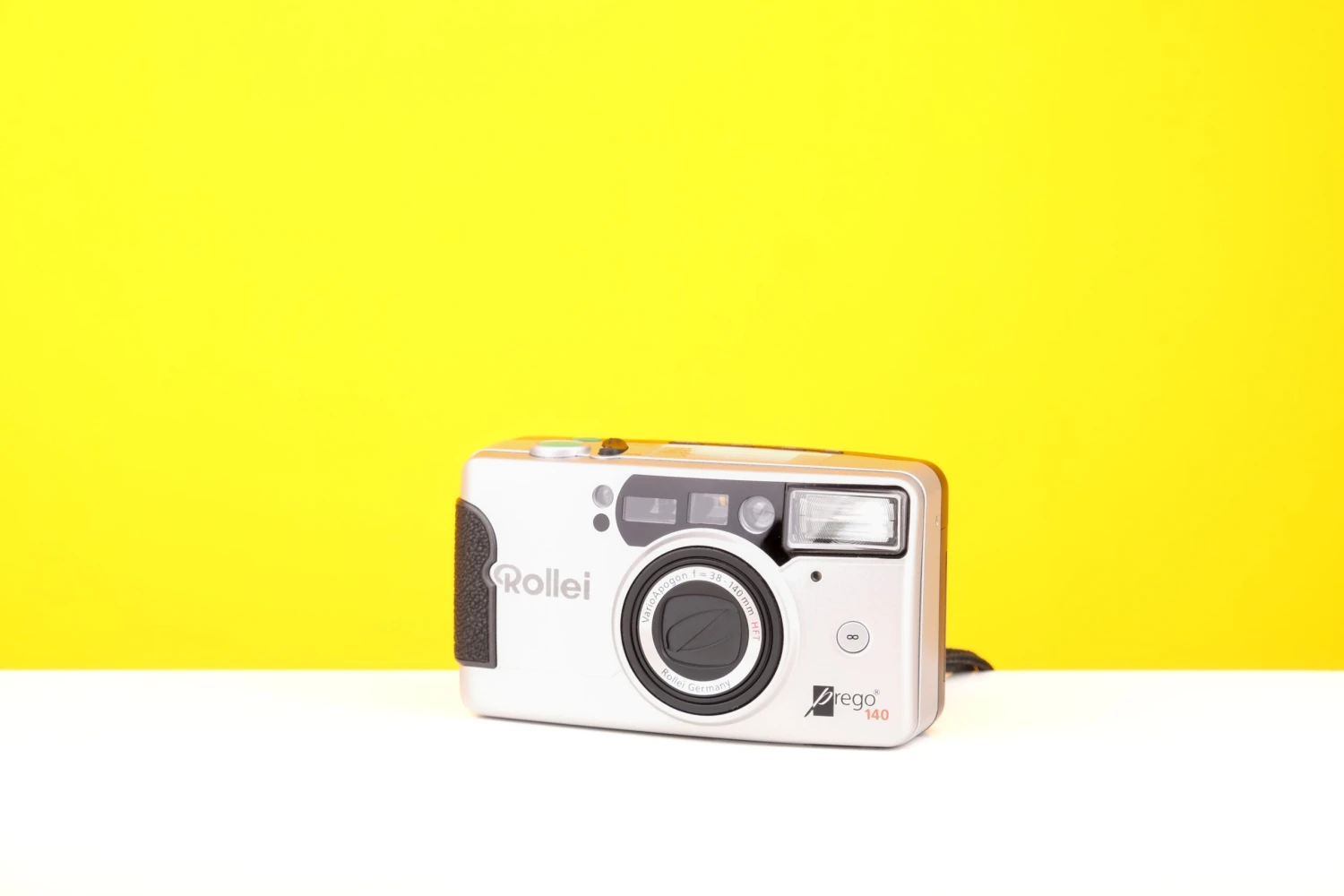 Rollei Prego 140 35mm Point And Shoot Film Camera 2 Rollei Prego 140 35mm Point And Shoot Film Camera - Image 2