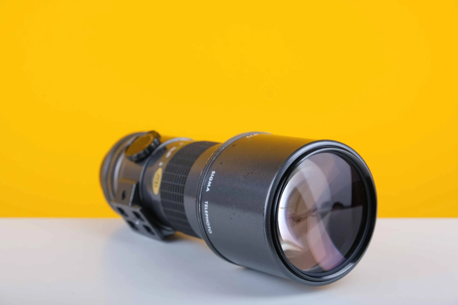 Sigma 400mm F5.6 Multi-Coated Telephoto Lens For Canon FD Mount 2 Sigma 400mm F5.6 Multi-Coated Telephoto Lens For Canon FD Mount - Image 2