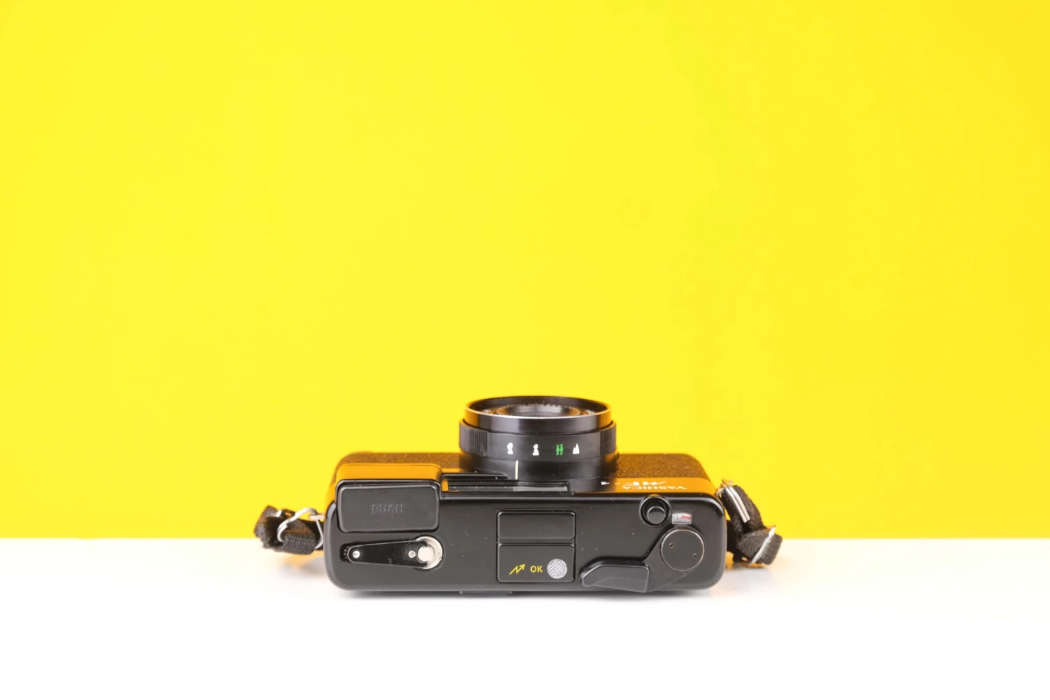 Yashica MF-1 35mm Viewfinder Film Camera With Case 2 Yashica MF-1 35mm Viewfinder Film Camera With Case - Image 2